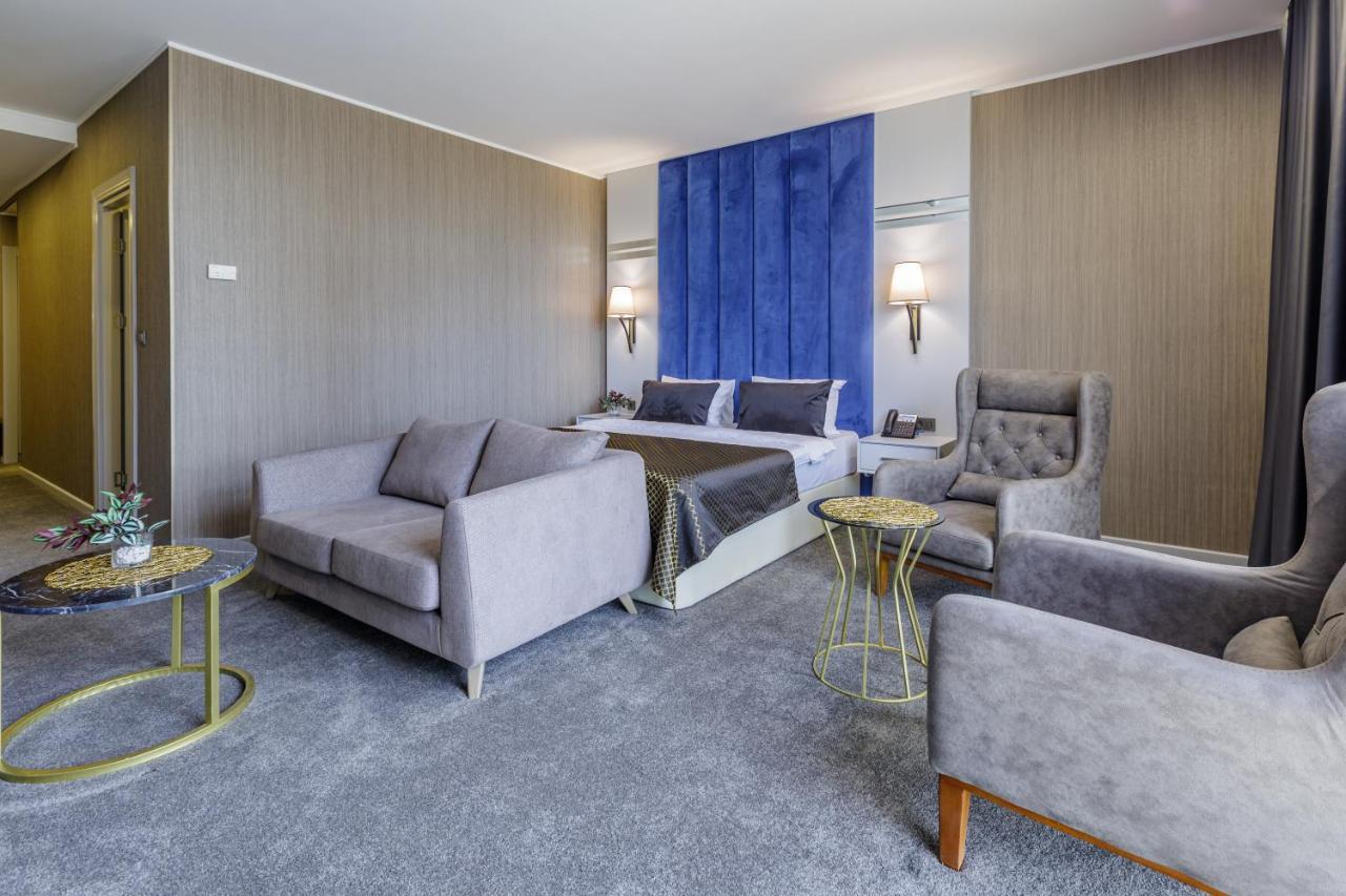 Premium Park Hotel Баку Экстерьер фото