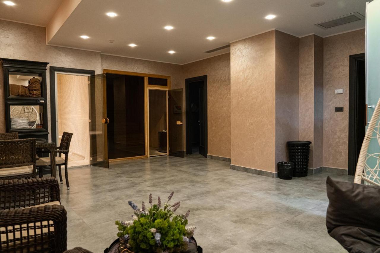 Premium Park Hotel Баку Экстерьер фото