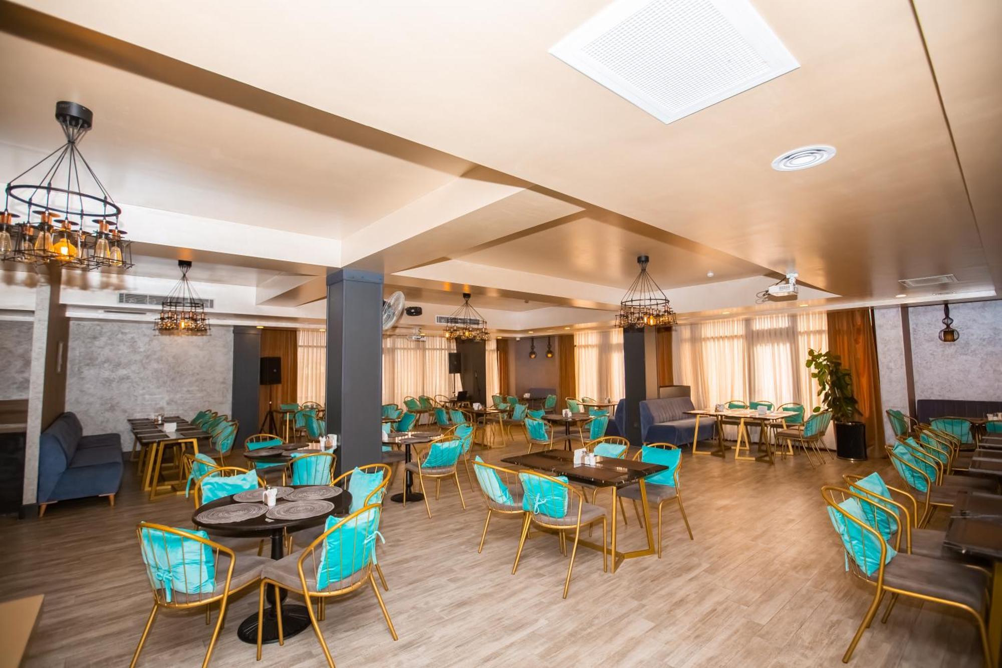 Premium Park Hotel Баку Экстерьер фото