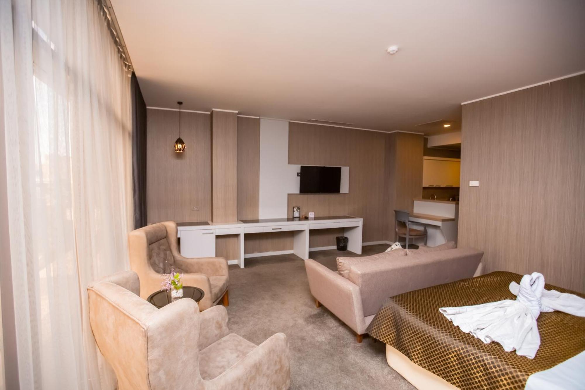 Premium Park Hotel Баку Экстерьер фото